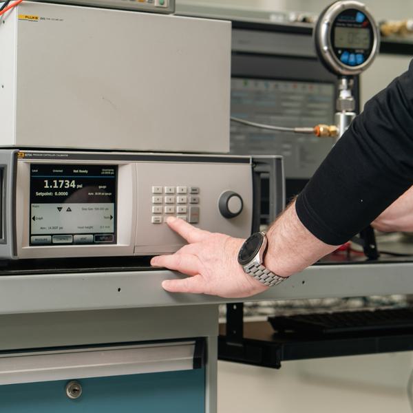5 Common Signs Your Equipment Needs Calibration